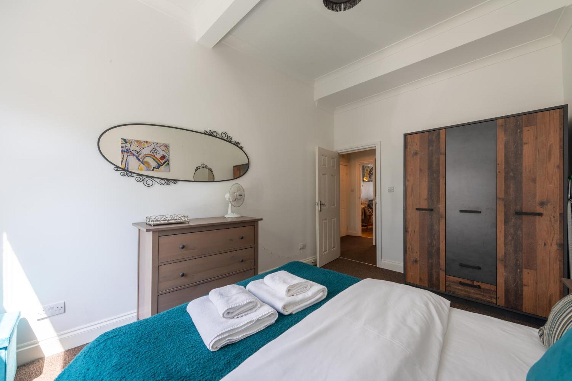 לונדון Spacious Comfy 2Br Flat מראה חיצוני תמונה