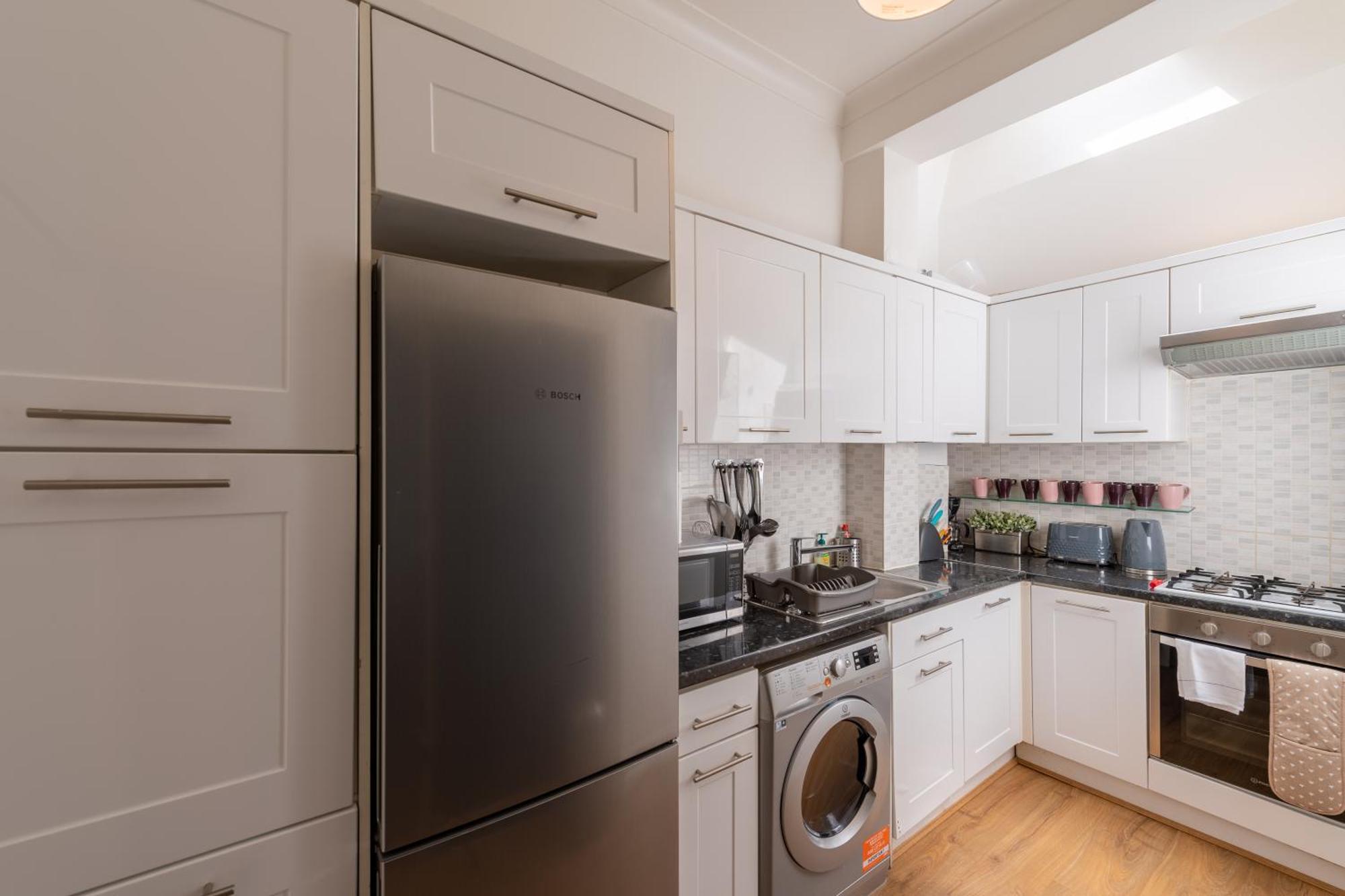 לונדון Spacious Comfy 2Br Flat מראה חיצוני תמונה